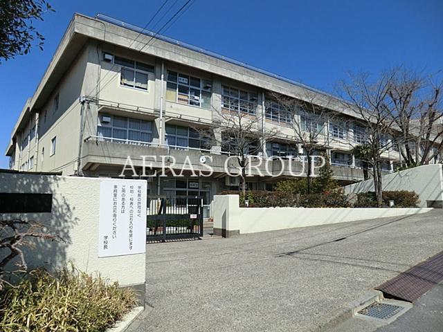 中学校　松戸市立根木内中学校（中学校）まで670m