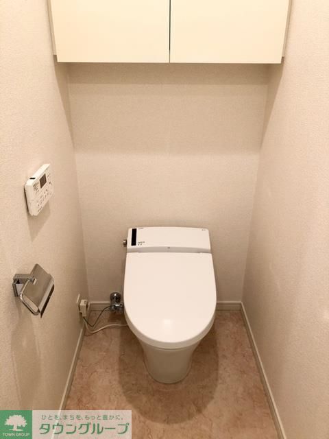 トイレ　※写真は同タイプ住戸です。