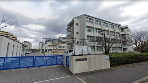 中学校　神戸市立井吹台中学校（中学校）まで141m