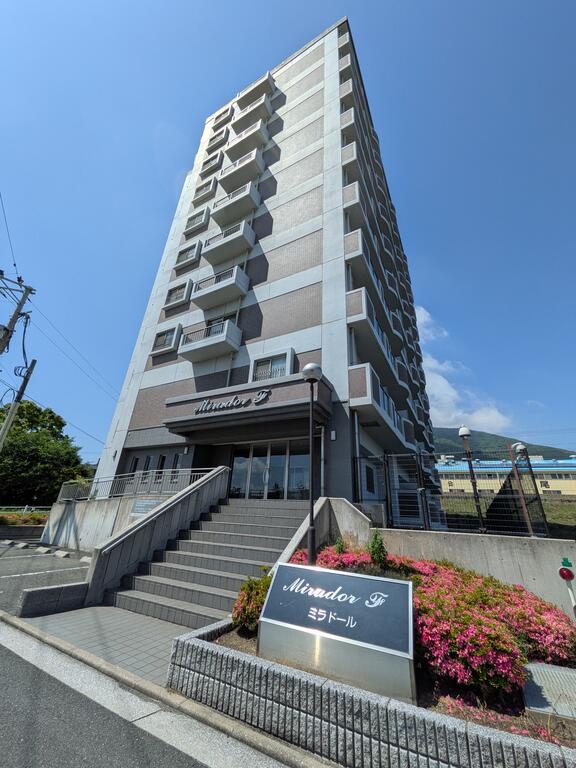 ＪＲ日豊本線 安部山公園駅 徒歩10分 築19年