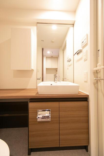 洗面設備　※写真は同タイプ住戸です。
