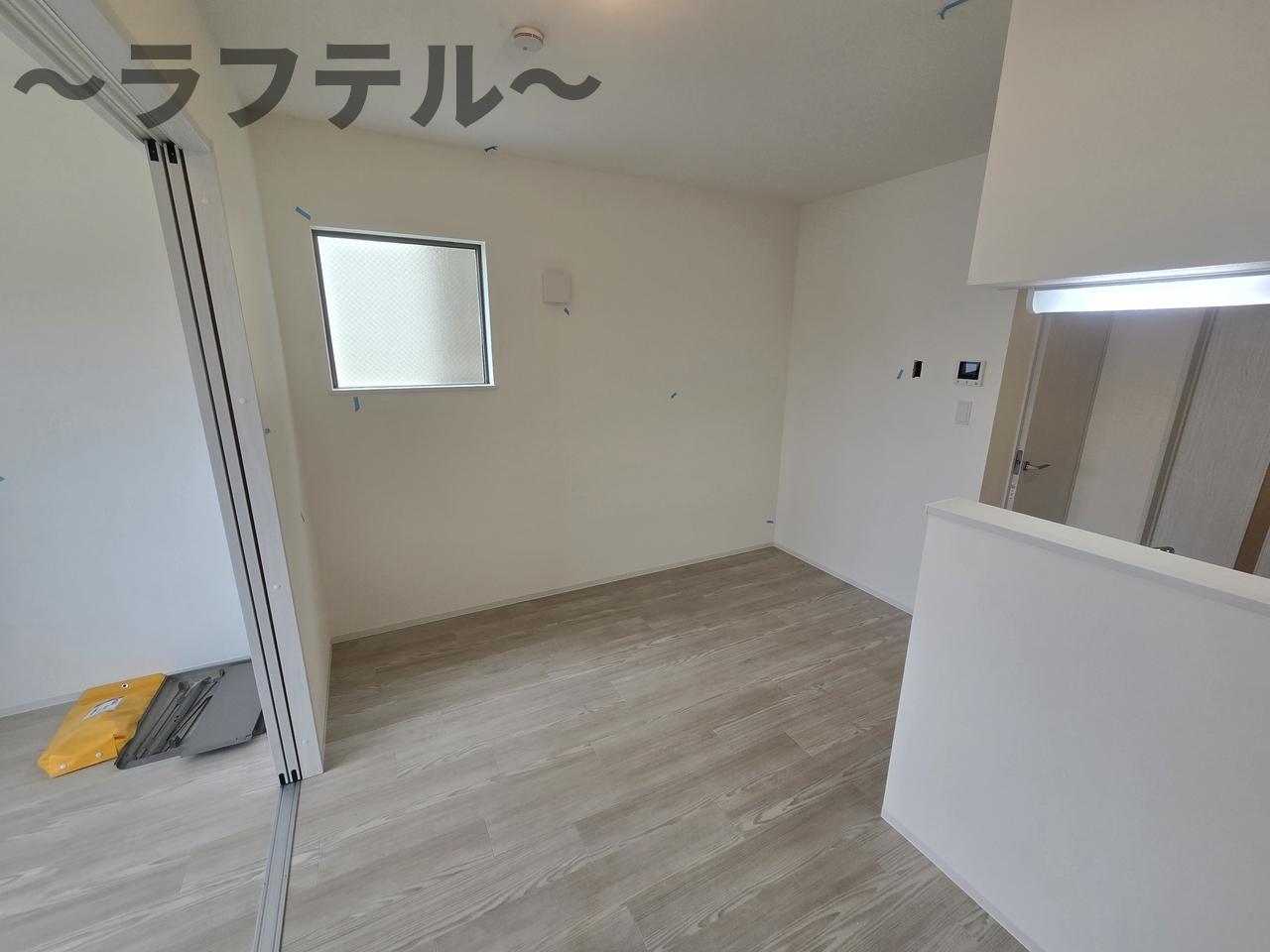 居室・リビング　同メーカー施工　別部屋イメージ写真
