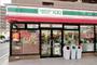 コンビニ　ローソンストア100台東上野三丁目店（コンビニ）まで111m