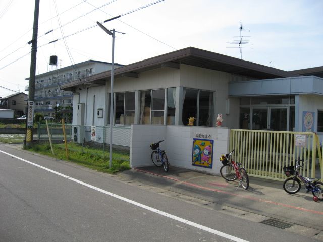 幼稚園・保育園　穂積保育園（幼稚園・保育園）まで700m