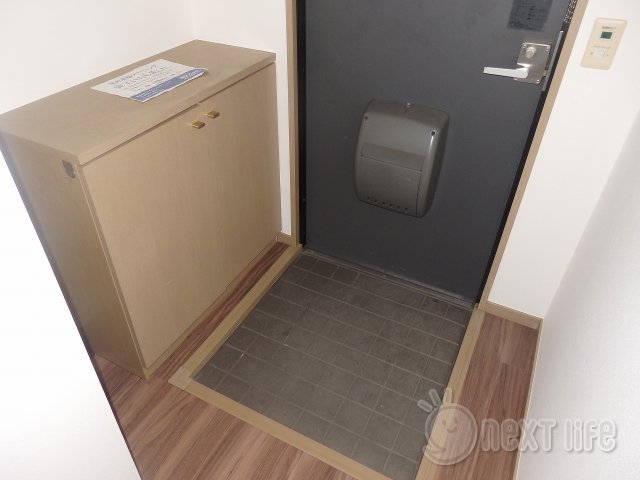 玄関　サニーコート南台