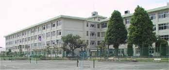 中学校　伊勢崎市立第一中学校（中学校）まで4546m