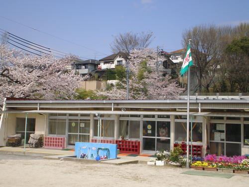 幼稚園・保育園　高座保育園（幼稚園・保育園）まで590m