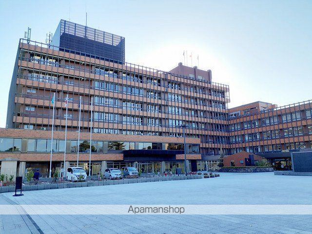 役所　金沢市役所（役所）まで6800m