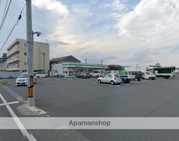 コンビニ　ファミリーマート 総合流通センター北店（コンビニ）まで742m