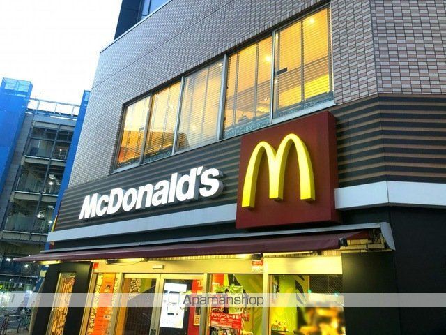 飲食店　マクドナルド板橋駅前（飲食店）まで578m