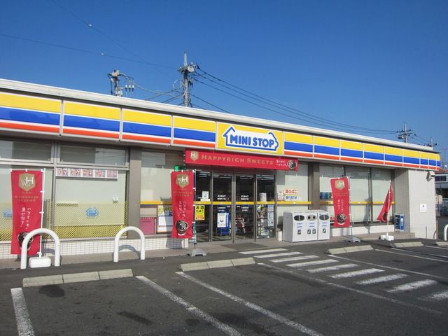 コンビニ　ミニストップ昭島緑町3丁目店（コンビニ）まで200m