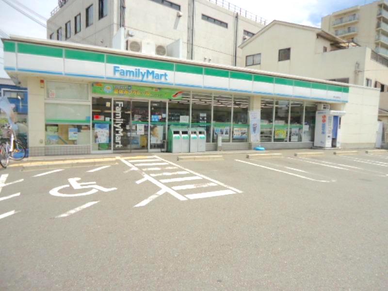 コンビニ　ファミリーマート 堺七道東町店（コンビニ）まで155m