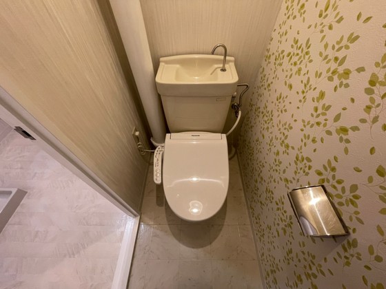 トイレ　※別部屋の写真です