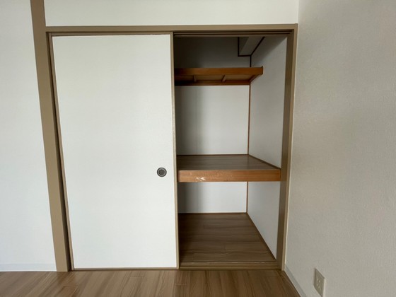収納　※別部屋の写真です