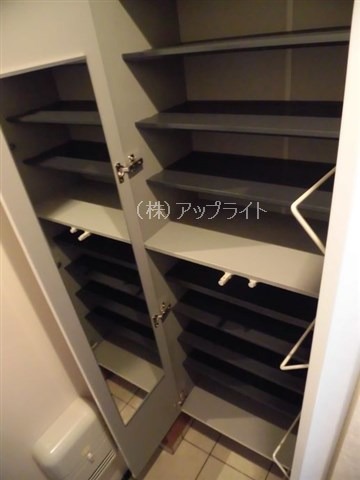 その他設備　シューズボックス