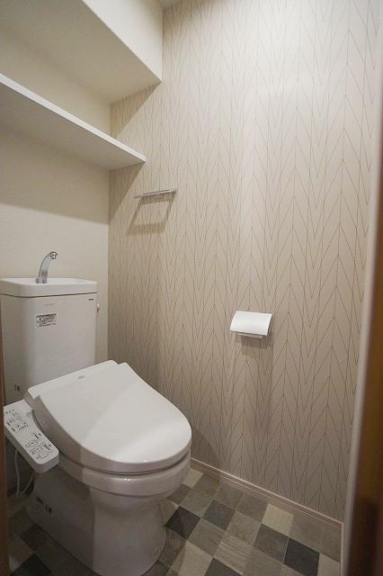 トイレ　落ち着いたトイレです