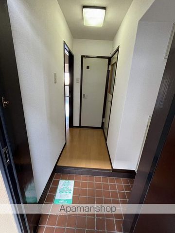 エラン宮崎II番館の玄関写真