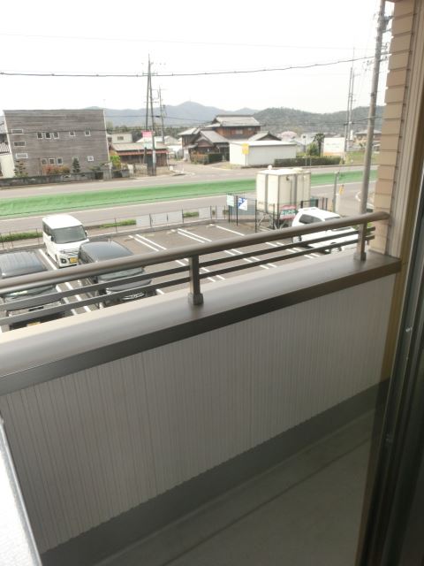 バルコニー　ベランダ