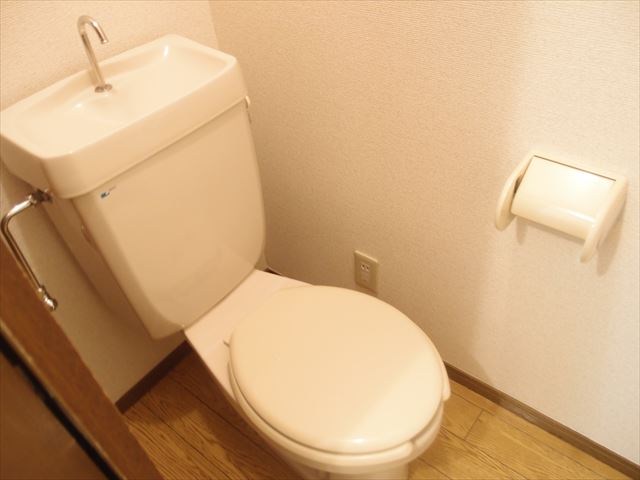 トイレ　※他号室参考写真