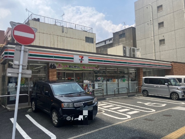 コンビニ　セブンイレブン小倉京町３丁目店（コンビニ）まで436m
