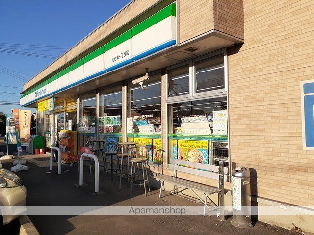 コンビニ　ファミリーマート仙台栄一丁目店（コンビニ）まで406m