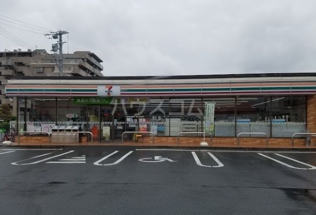 コンビニ　セブンイレブン 四日市ときわ5丁目店（コンビニ）まで490m
