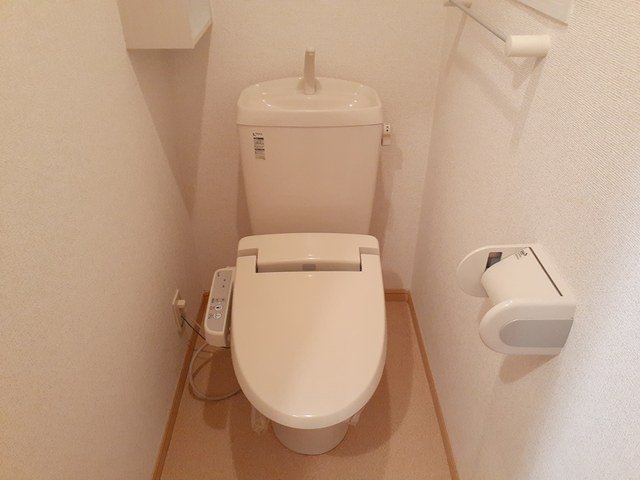 トイレ　シンプルで使いやすいトイレです