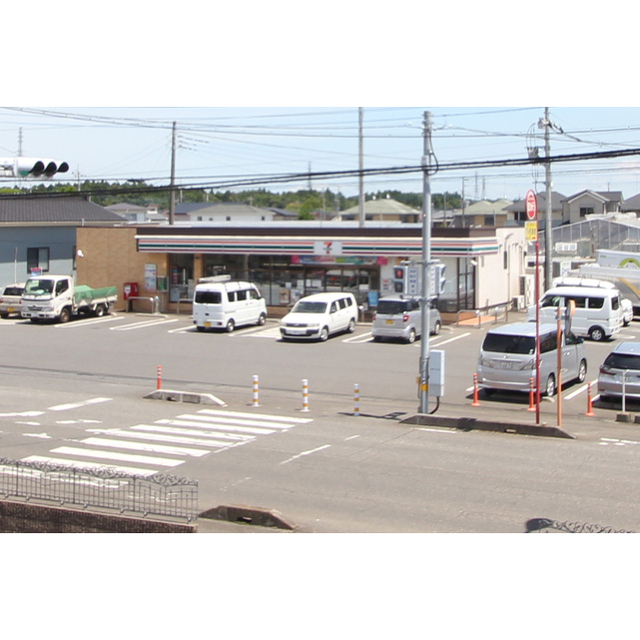 コンビニ　セブンイレブン阿見中央７丁目店（コンビニ）まで620m