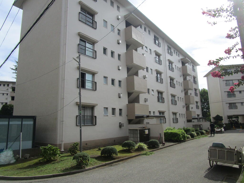 高塚団地2街区1号棟