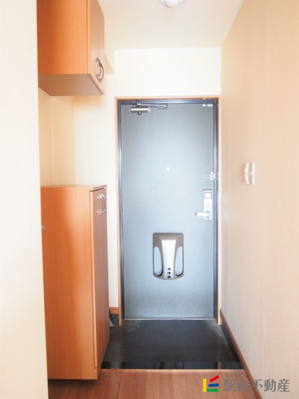 Corpoさくら Dの玄関写真