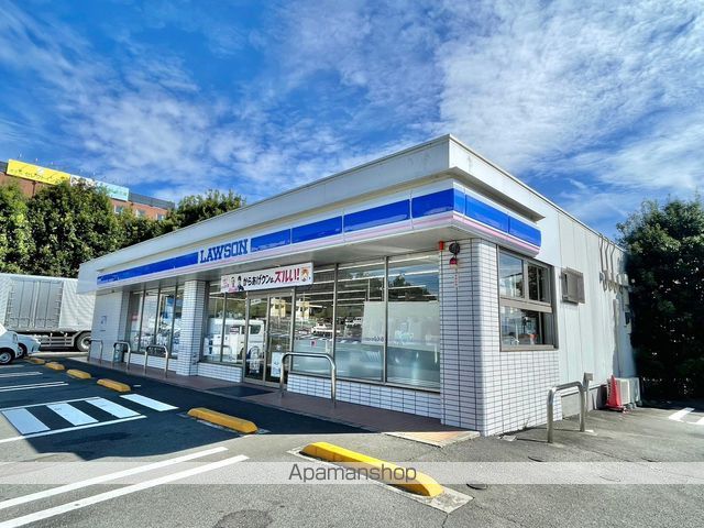コンビニ　ローソン 東名沼津インター西店（コンビニ）まで623m