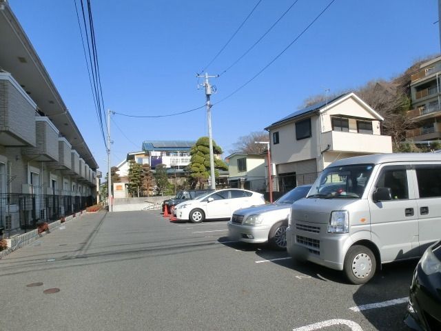駐車場　敷地内駐車場