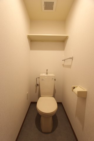 トイレ　参考写真です。現況優先。