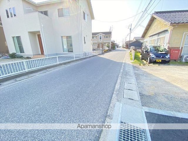 その他　前面道路（その他）まで0m