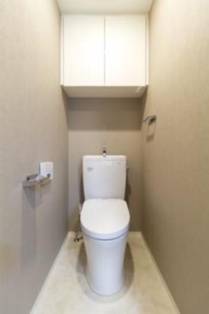 トイレ　※写真は同タイプ住戸です。