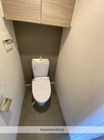 都営新宿線 住吉駅 徒歩10分 12階建 築5年のトイレ写真