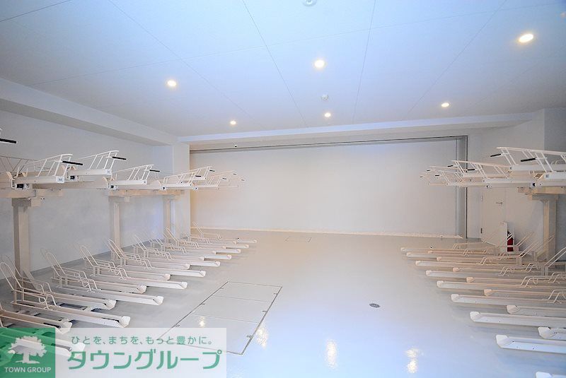 駐車場　駐輪場