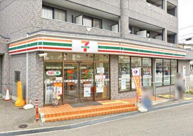 コンビニ　セブンイレブン門真運転免許試験場前店（コンビニ）まで793m