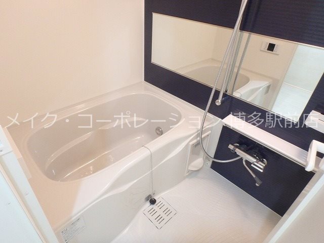 バス・シャワールーム　※写真は棟内別部屋参考写真