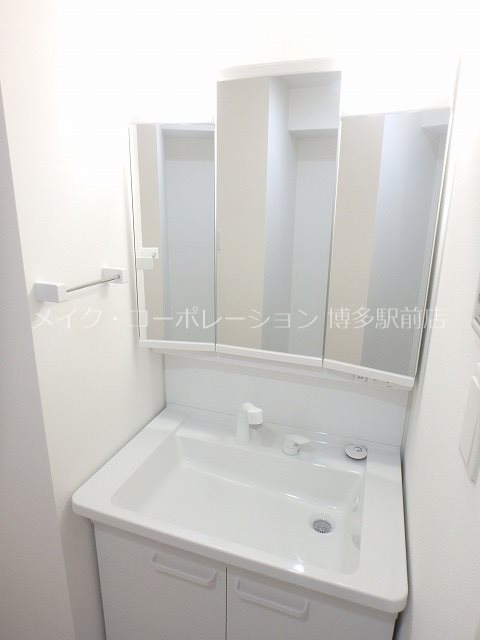 洗面設備　※写真は棟内別部屋参考写真