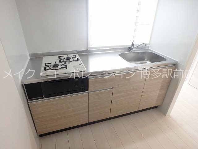 キッチン　※写真は棟内別部屋参考写真