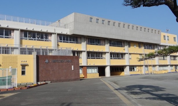 ＪＲ南武線 武蔵中原駅 徒歩7分 3階建 築23年の周辺写真