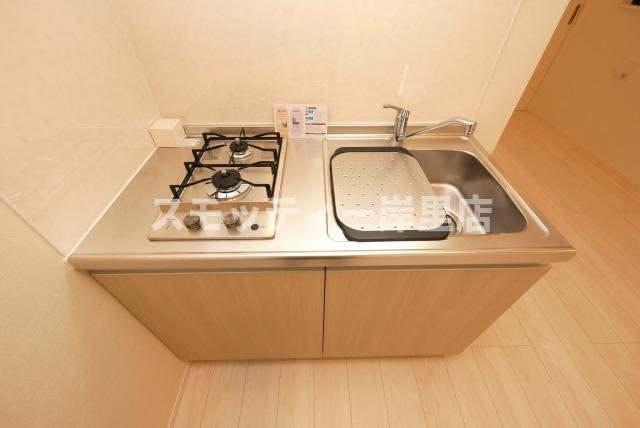 キッチン　コンパクトなキッチンで掃除もラクラク