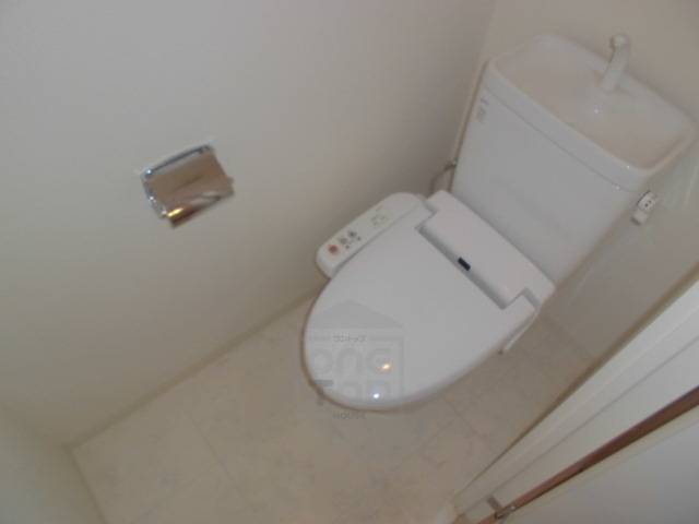 レジュールアッシュ江坂のトイレ写真