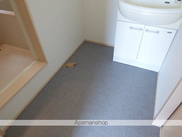 ブリックハウス旭南IIの内装写真