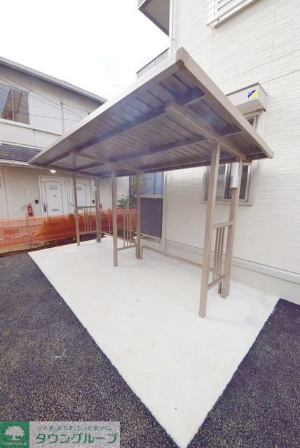 その他共有部分　屋根付き駐輪スペース