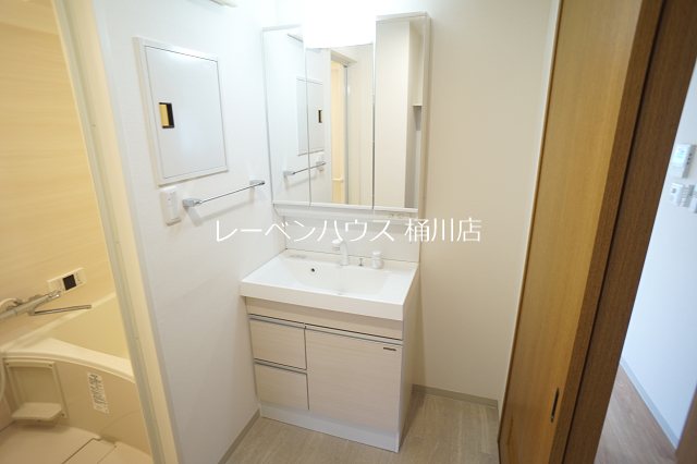洗面設備　レーベンハウス桶川店へ　048-787-5511