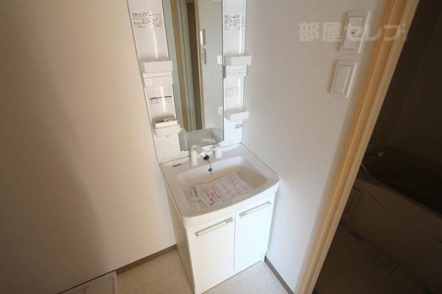 ヴィラエーデル大須の内装写真