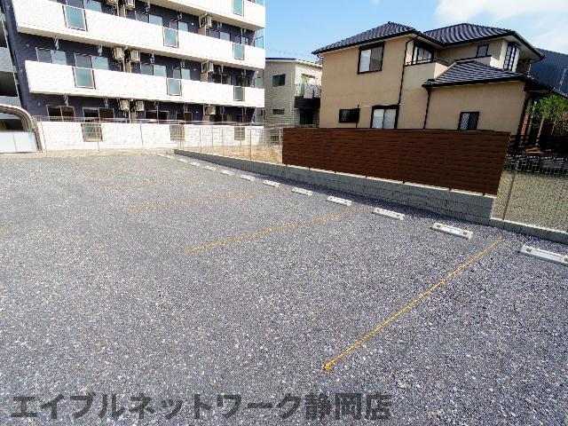 駐車場　カースペースがあります