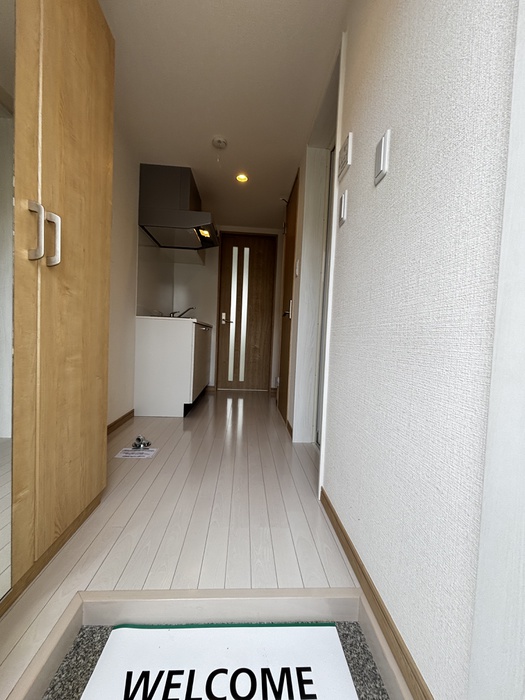 サニ-ハイツ川和の玄関写真